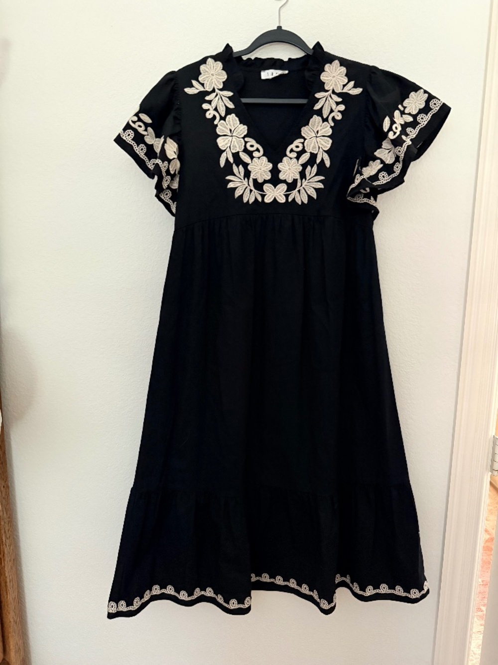 Boho Black White midi dress M THML